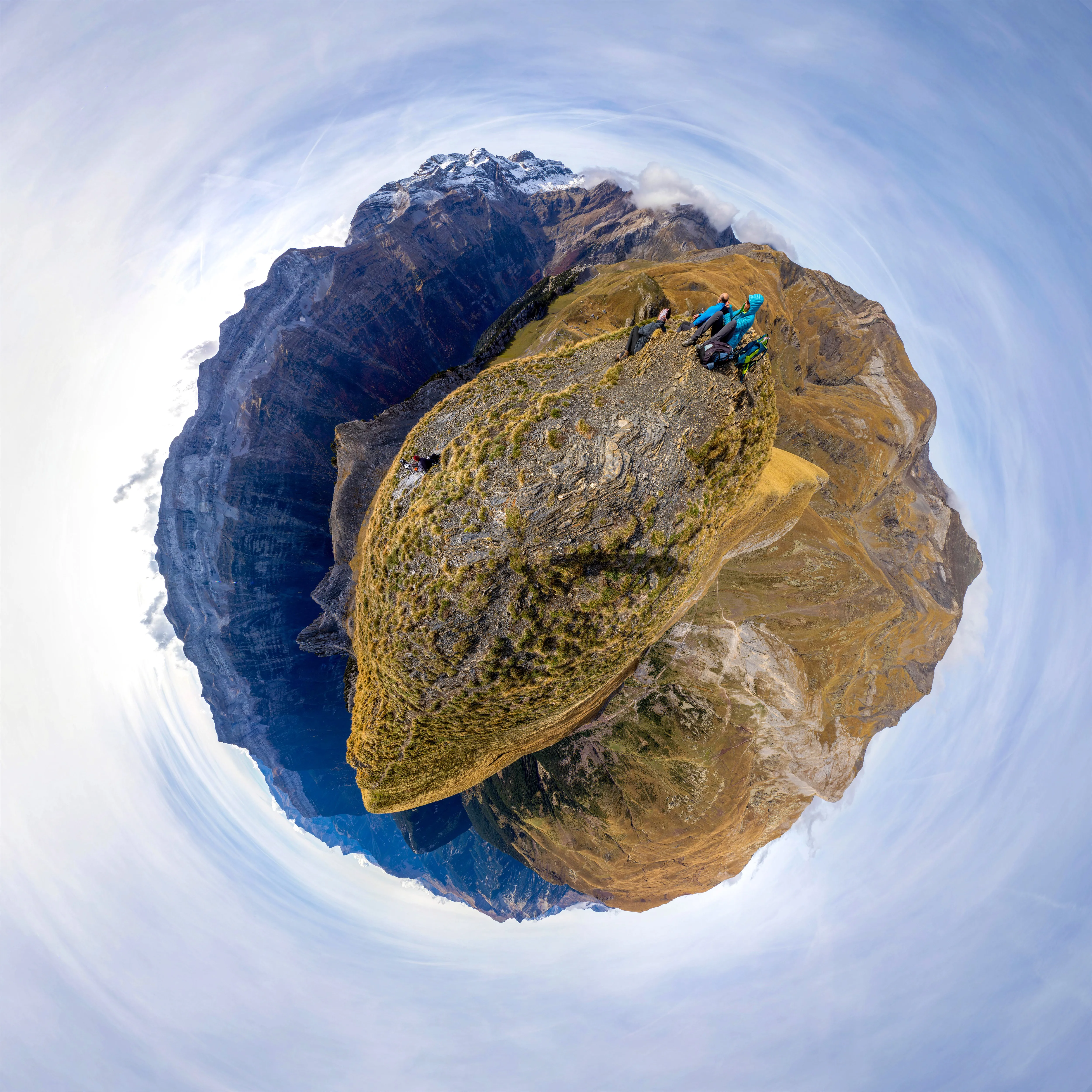 Vista grande de Planeta Comodoto