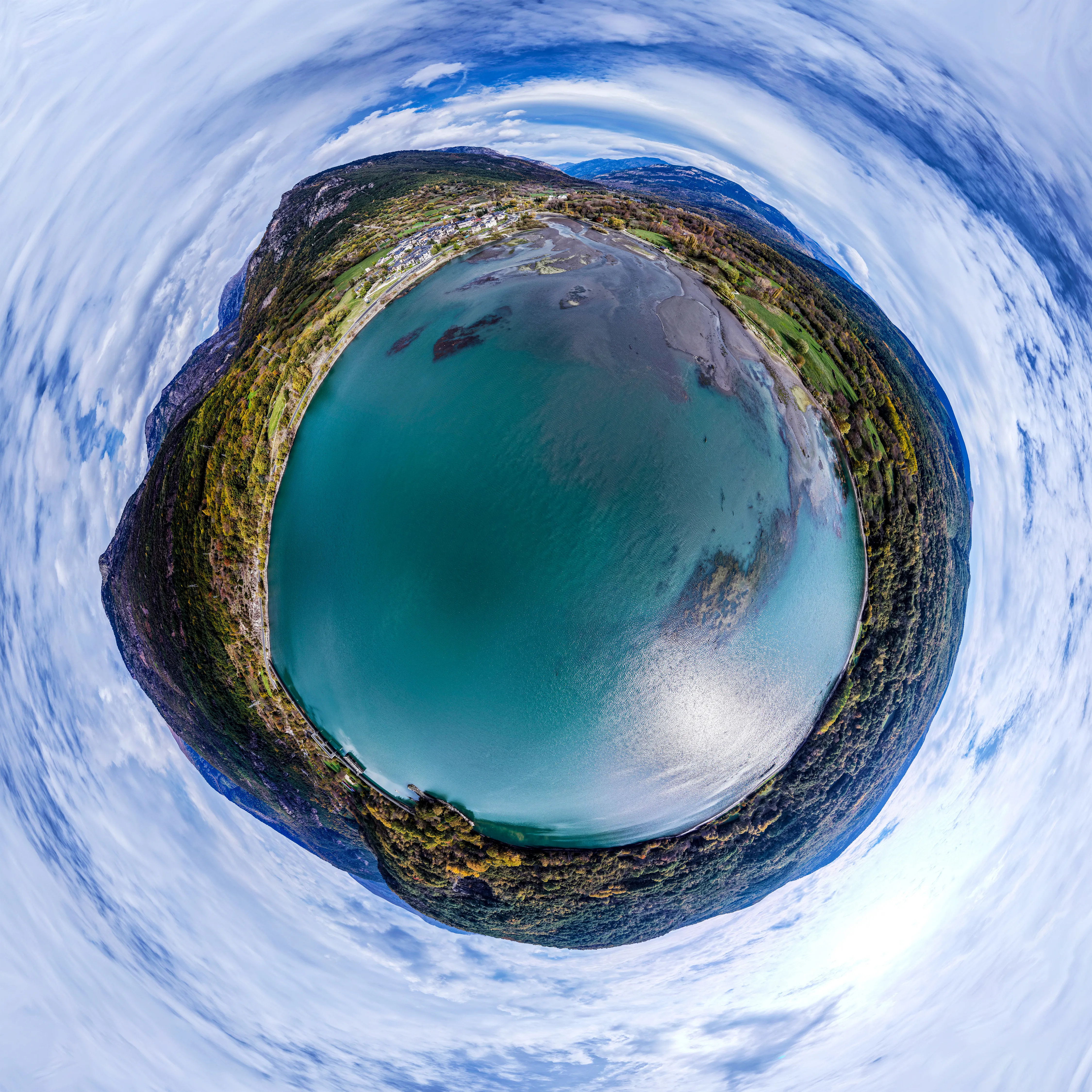 Vista grande de Planeta Eriste