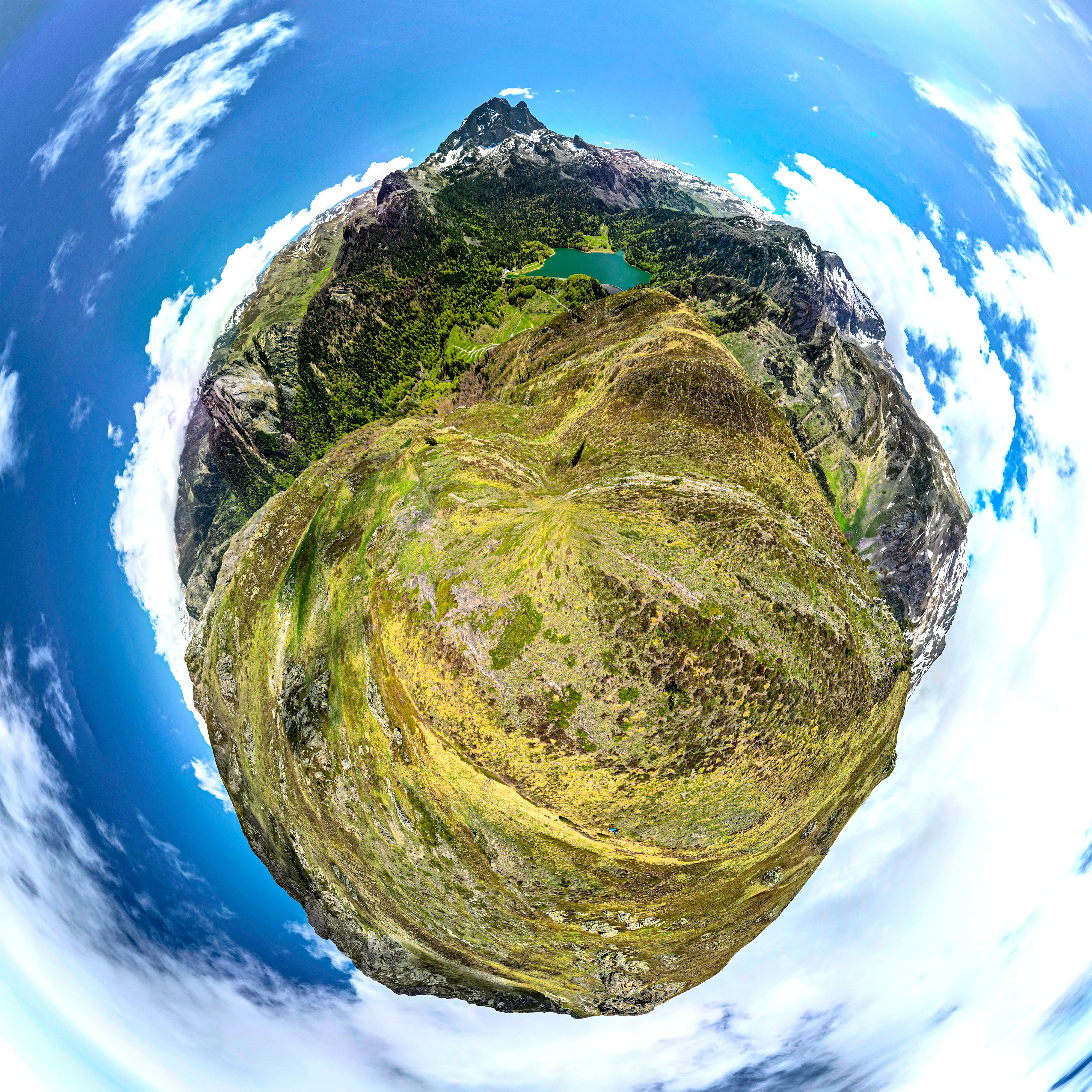 Vista grande de Planeta Houratatere