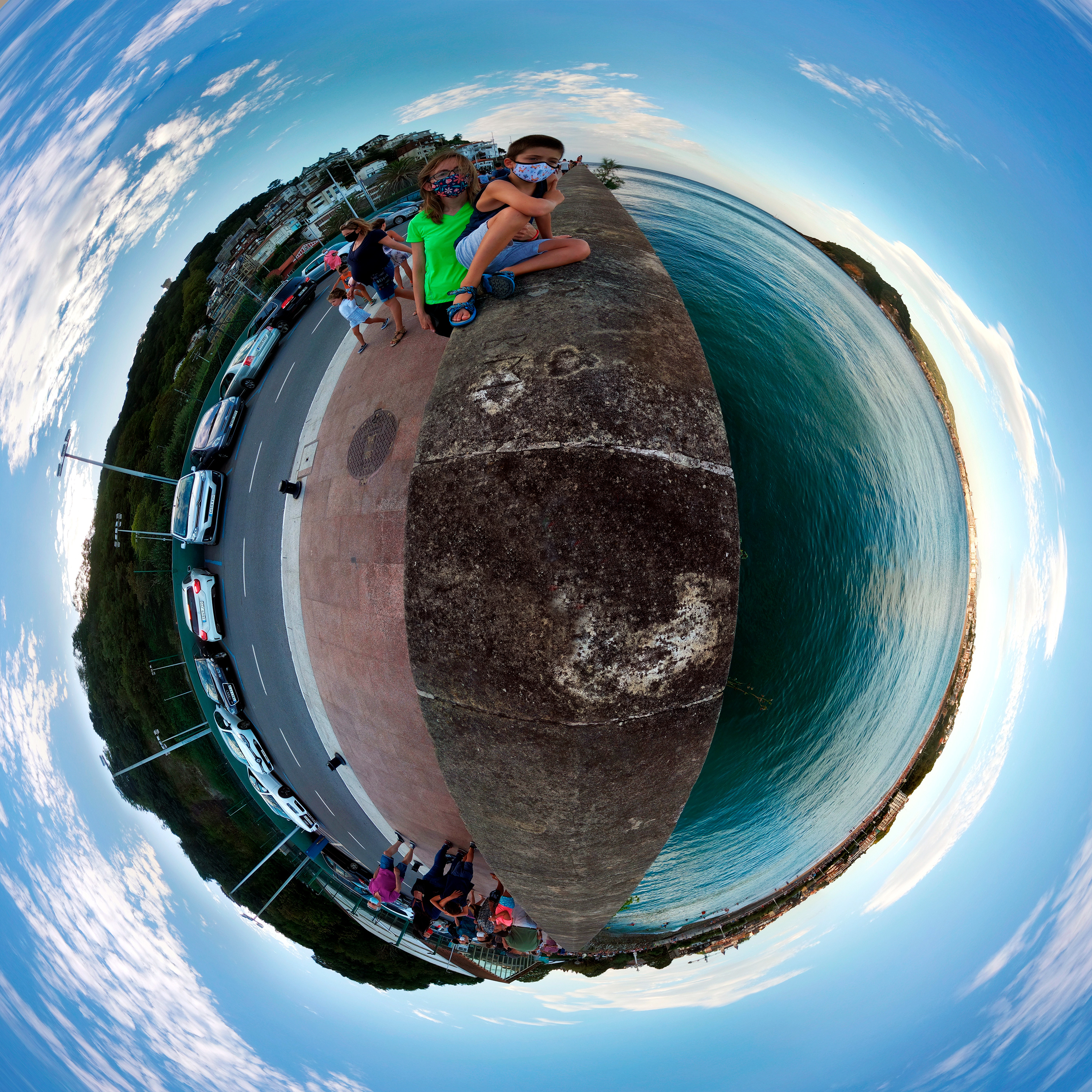 Imagen completa de Planeta La Concha, San Sebastián