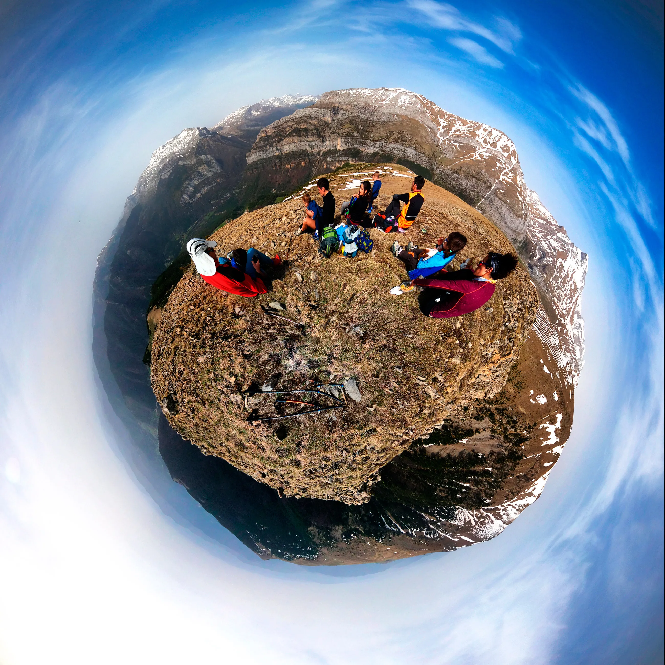 Vista grande de Planeta Punta de la Cuta