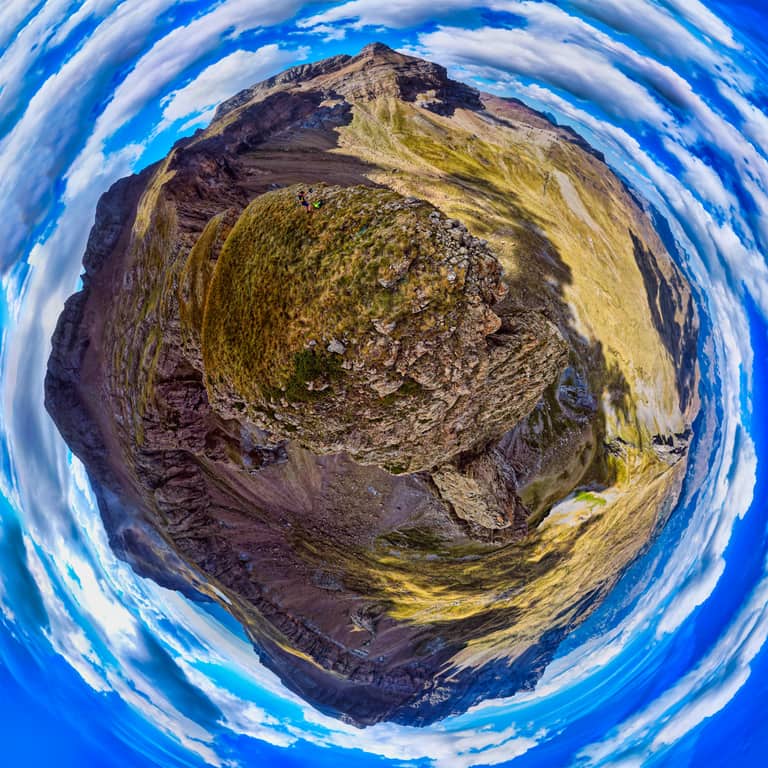 Mini planeta Planeta Punta Arbenuso